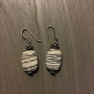 TIGER 🐯 STONE EARRINGS